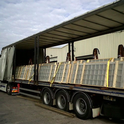 montage panneaux sur mesure en briques de verre