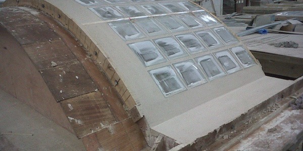 montage panneaux sur mesure en briques de verre