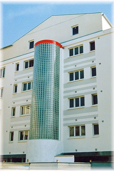 hlm niort tour en briques de verre